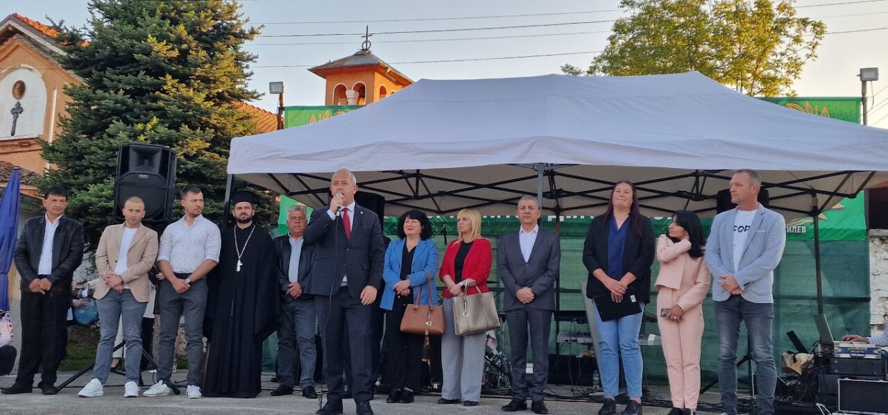 mladenov-kapitan-dimitrievo-praznik-selo-2025-2-1280x598.jpg