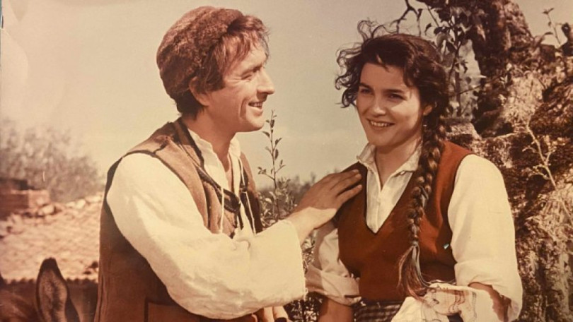 film-hitar-petar-aktrisata-anastasia-bakurdzhieva.jpg
